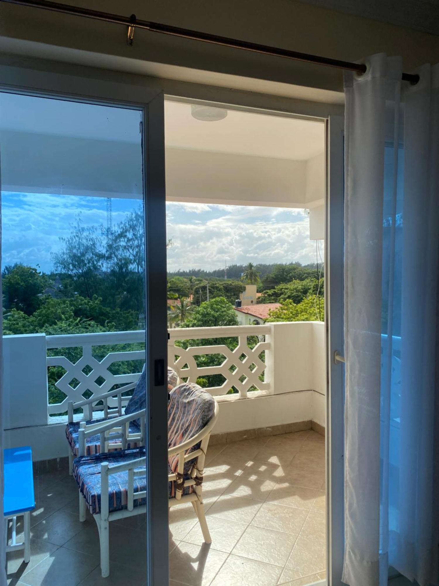 Ocean Blue Retreat-3 Minute Walk To Nyali Center And 3 Minute Walk To The Beach Mombasa Dış mekan fotoğraf