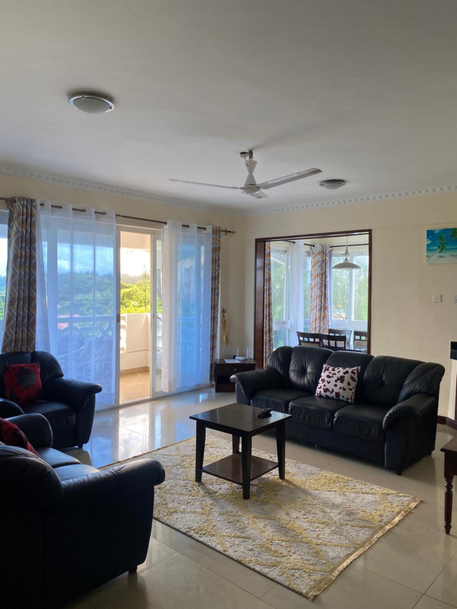Ocean Blue Retreat-3 Minute Walk To Nyali Center And 3 Minute Walk To The Beach Mombasa Dış mekan fotoğraf